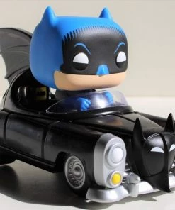 Spastic Pops 1950 Batmobile Type: Vinyl Art Toys Brand: Funko Series: Pop! Vinyl , Pop! Rides Scale: 3.75