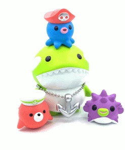 Spastic Pops IN STOCK Spastic Collectibles Exclusive LE199 Blacklight Reactive Orca & Friends [Kaze Studio X Martian Toys]