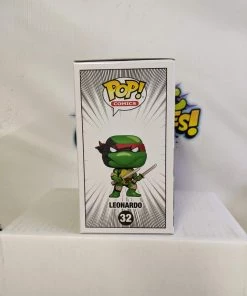 Spastic Pops The Drop! Leonardo Eastman & Laird's - Leonardo (Black & White)