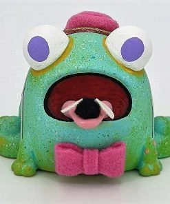 Spastic Pops SUNS OUT BUNS OUT Custom 1 Of 1 Ributt Vinyl Figure: “Bellhop” By Jellykoe